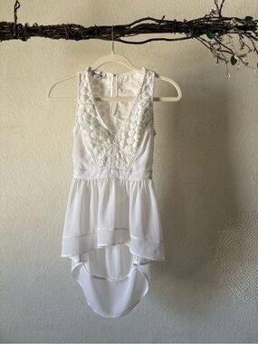Bebe White Crochet Pom-Trim Floral Tank